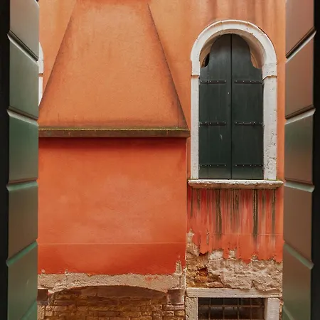 Bianca Cappello House 4* Венеция