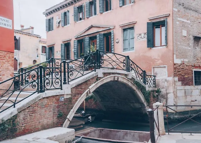 Bianca Cappello House 4*