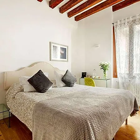 Bianca Cappello House Bed and Breakfast 4*