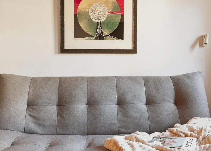 לינה וארוחת בוקר Bianca Cappello House 4*