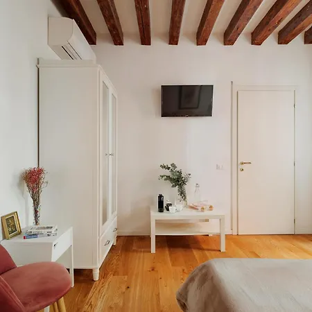 Bianca Cappello House Bed & Breakfast